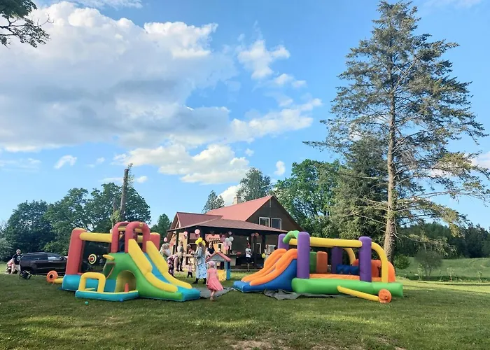 펜션 Hinni Talu Puhkemaja